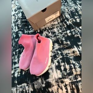 Pink Balenciaga speed sneakers gently worn